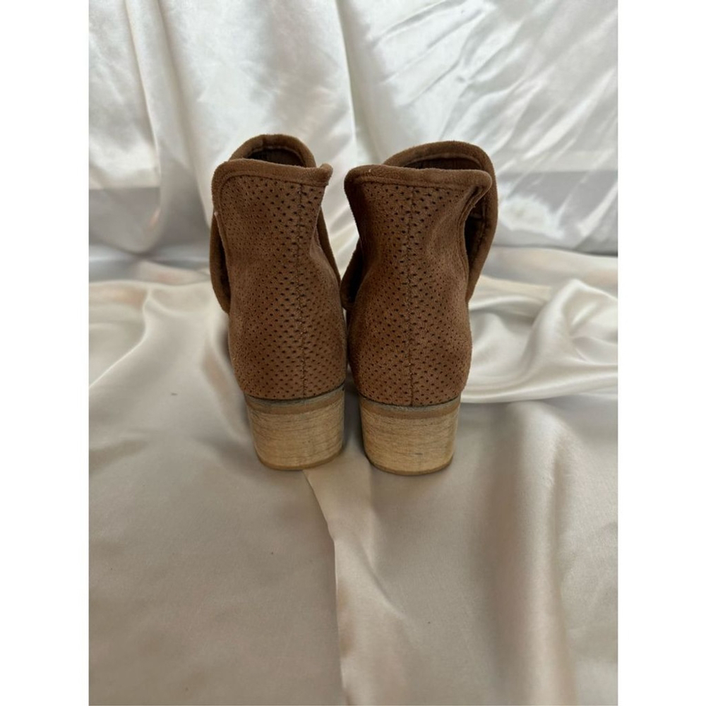 ☔️  Seven Booties - Picture 5 of 8